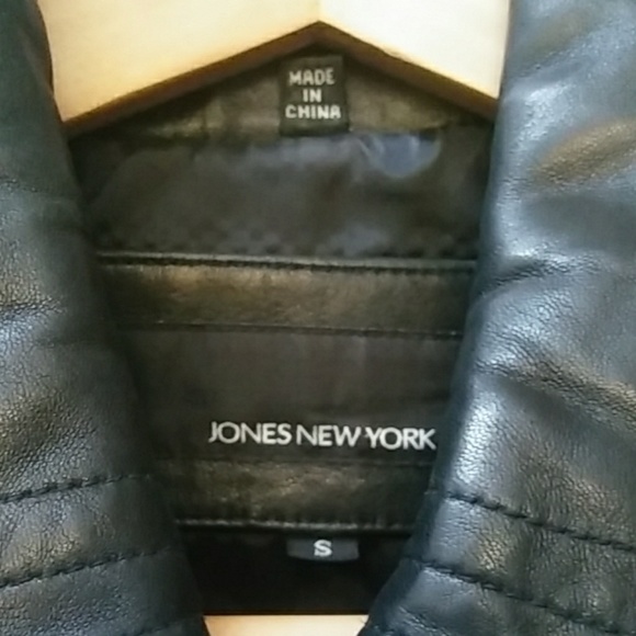 Vintage Jones New York Genuine Leather Jacket - Picture 3 of 8